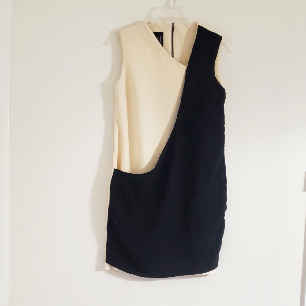 CLOTILDE CHAPTER CREAM AND‎ BLACK SASH V NECK WOOL DRESS..SIZE 36 - Picture 2 of 9
